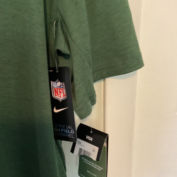 Nike Dri-fit Green Bay Packers SS shirt, authentic NFL gear - Picture 5 of 5